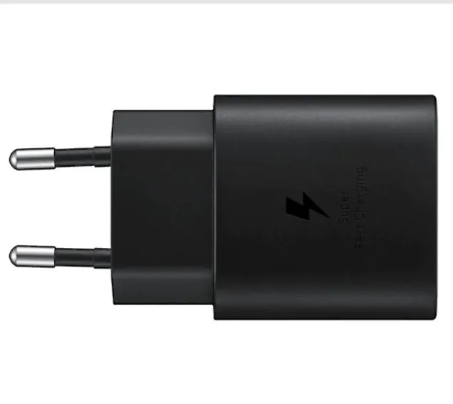 45W%20samsung%20super%20Fast%20Charge%20AC%20Charger-%20Type%20C%20-%2045W%20Black%20charger%20-%20Image%204