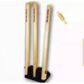Hard Ball Cricket Spring Back Cricket Stumps – 28in Senior Stumps – Freestanding & Portable. 