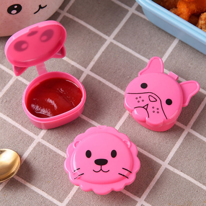 3Pcs Cartoon Sauce Bottle Mini Bento Box Portable Refillable Soy Sauce Box Tomato Salad Sauce Container Bento Box Accessories Encounter