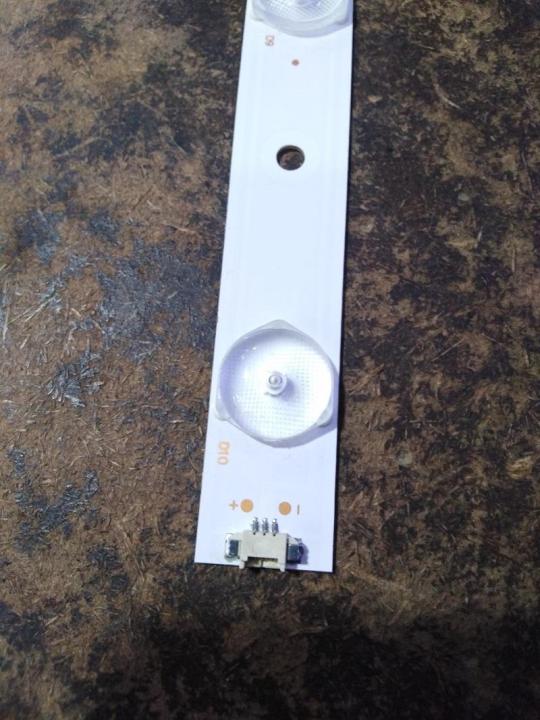 LCD/LED%20TV%2032%20inch%20Orient%20and%20Hair%20Panel%20Back%20Light%20Pack%20of%203%20-%20Image%205