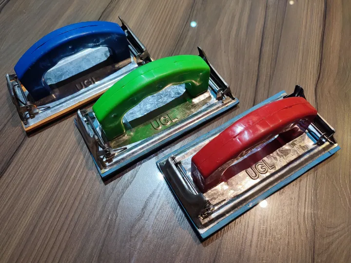 Sand%20Paper%20Holder%20-%20Hand%20Sander%20-%20Regmar%20Garmala%20-%20Image%202