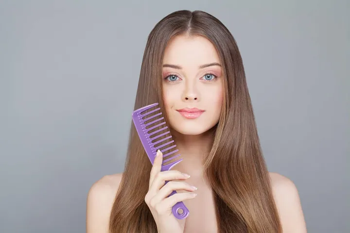 Wide%20Tooth%20Comb%20Wet%20Hair%20Tangling%20Big%20Tooth%20Plastic%20Comb%20Curly%20Hair%20Comb%20Hairbrush%20-%20Image%204