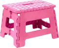 Folding Step Stool Holds Up to 136 Kg - Lightweight Plastic Foldable Step Stool for Kitchen, Bathroom & Living Room. 