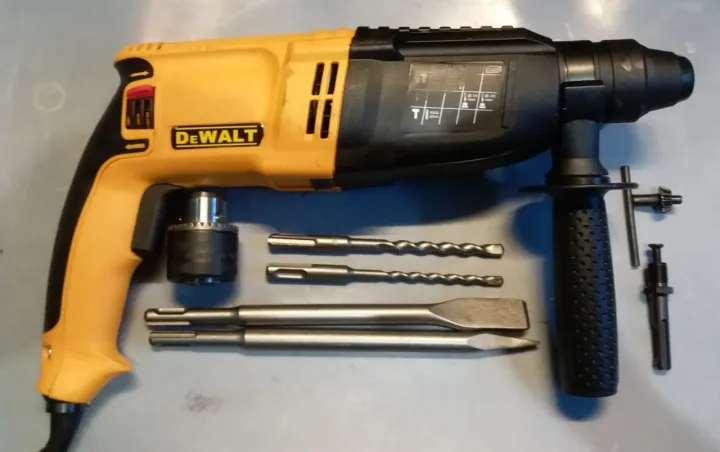 DeWalt%20Rotary%20Hammer%20Hilty%20Drill%2026mm%20-%201200watt%20-%20Image%204