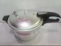 National Pressure Cooker Anodized 7 Litre. 