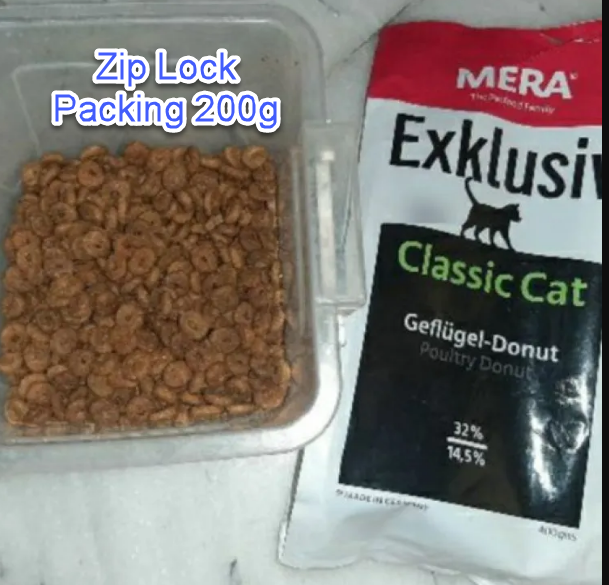 Mera Exklusive Classic Cat Food Imported in Open Zip Lock Packing 200 gram