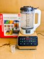 Heating Blender,  High-performance 100% high-speed pure moto, Unbreakable 1800ML container, Crushes ice with ease,  Six tough stainless steel cutting blades, Heat Power: 600W, Stir Power: 400W. 