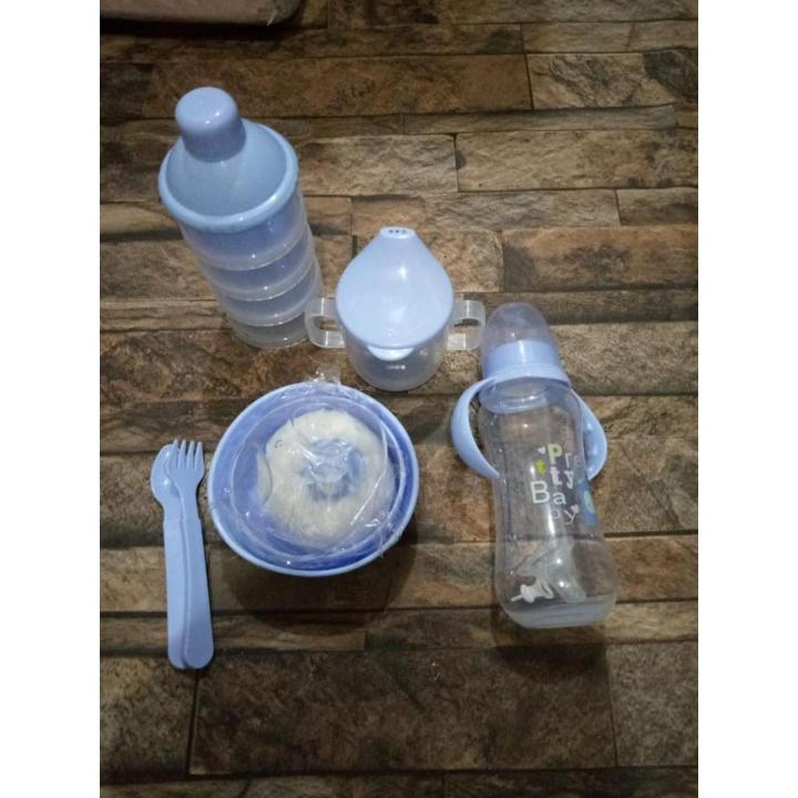 Pack of 4 Baby Gift Set Feeder Powder Puff Milk Container and Cup