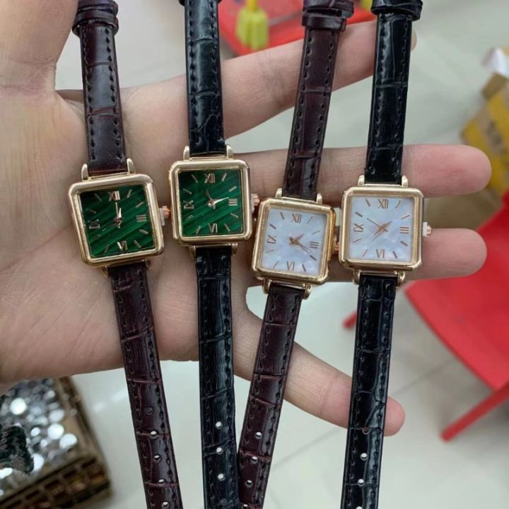 Square%20Simple%20Retro%20Student%20Belt%20Ladies%20Quartz%20Watch%20-%20Image%202
