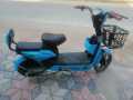 Electric Scooter E-Bike Cycle with Charge and Paddle kids. 