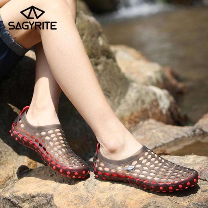 【FOOT SOFA】Beach Sandals for Men Quick Dry Shoes Water Shoes for Men Jelly Shoes