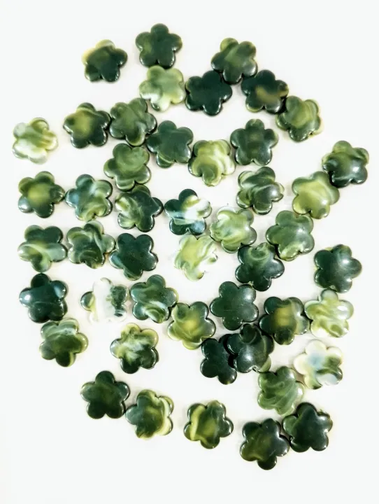 40grams%20Green%20Marble%20Textured%20Flower%20Acrylic%20Plastic%20Beads,%2014mm,%20for%20Jewelry%20Making%20and%20DIY%20Crafts%20-%20Image%204