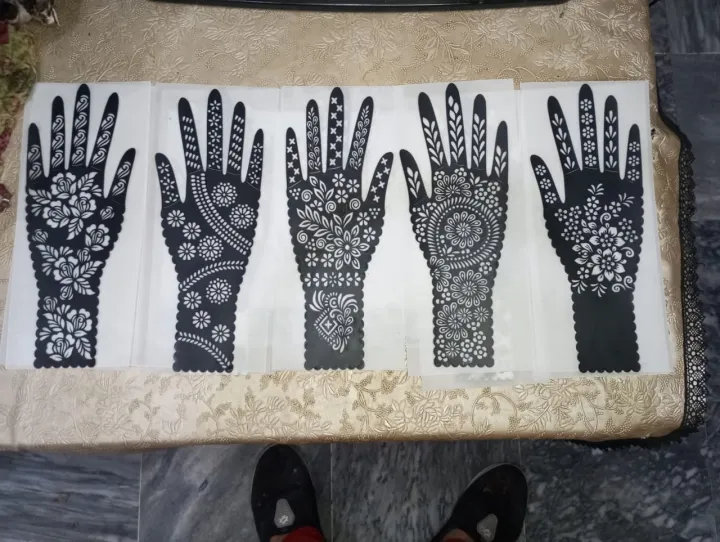 Mehndi%20Stickers,%20mehandi%20stencils%20for%20most%20beautiful%20girls%20hands%20pair%20-%20Image%206