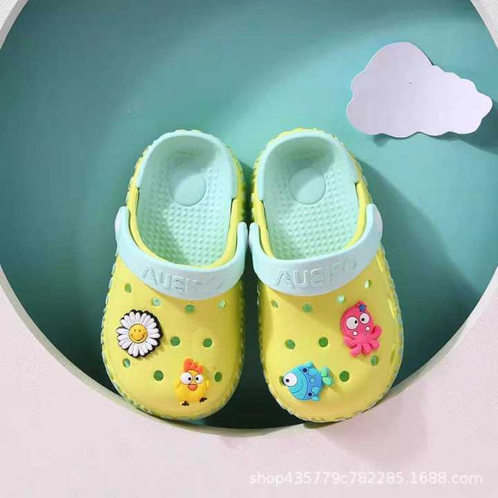 High%20Quality%20Crocs%20Shoes%20for%20Kids%20%E2%80%93%20Comfortable,%20Non-Slip%20Summer%20Slippers%20for%20Boys%20&%20Girls%20(18%20Months%20to%206.5%20Years)%20-%20Image%205