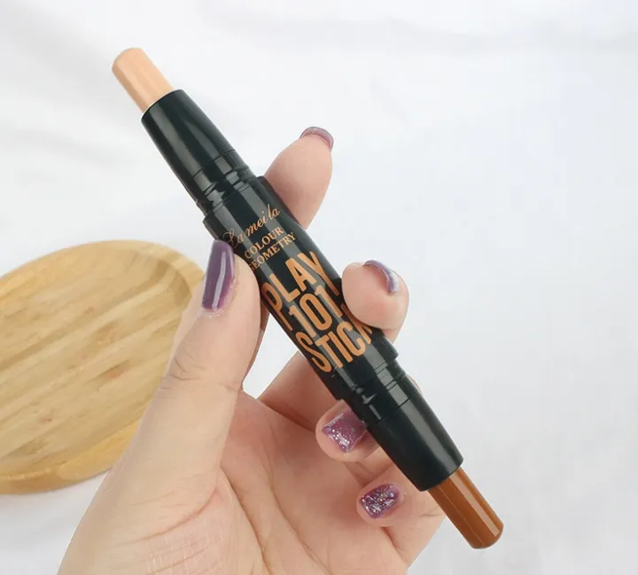 Contour%20Stick%20Creamy%20Concealer%20Two%20Way%20Rotating%20Stick%20-%20Image%207