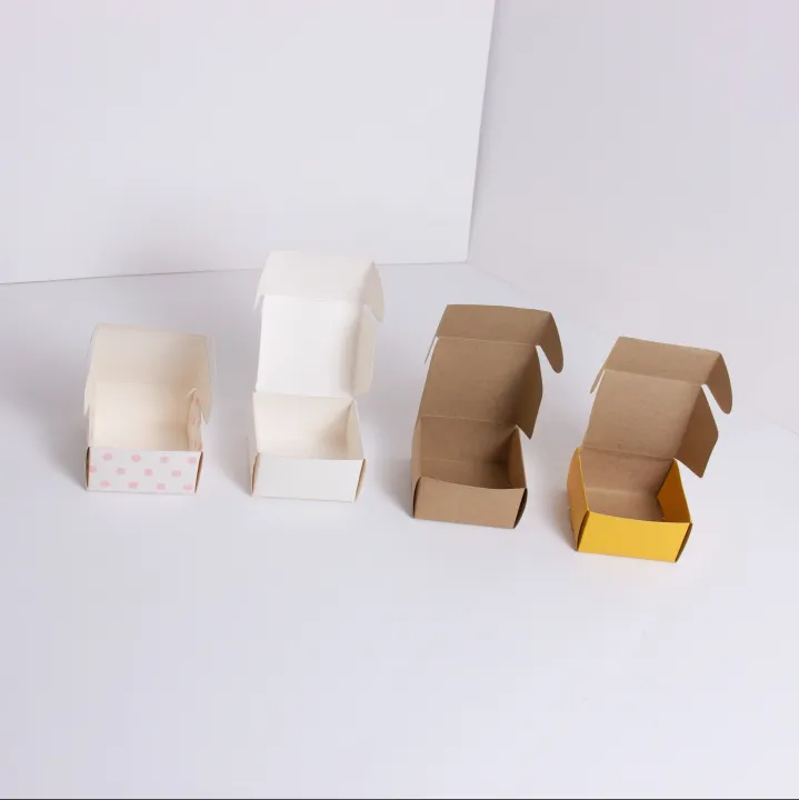 Gift%20Boxes%20Premium%20(25%20Pcs)(3x3x1.5%20inches)%20e%20commerce%20packaging%20favor%20boxes%20-%20Image%203