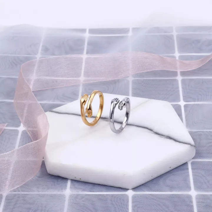 Hug%20Ring%20For%20Girls%20%7C%20Adjustable%20Love%20Couple%20Rings%20%7C%20Pack%20Of%20Two%20Rings%20Gold%20&%20Silver%20-%20Image%202