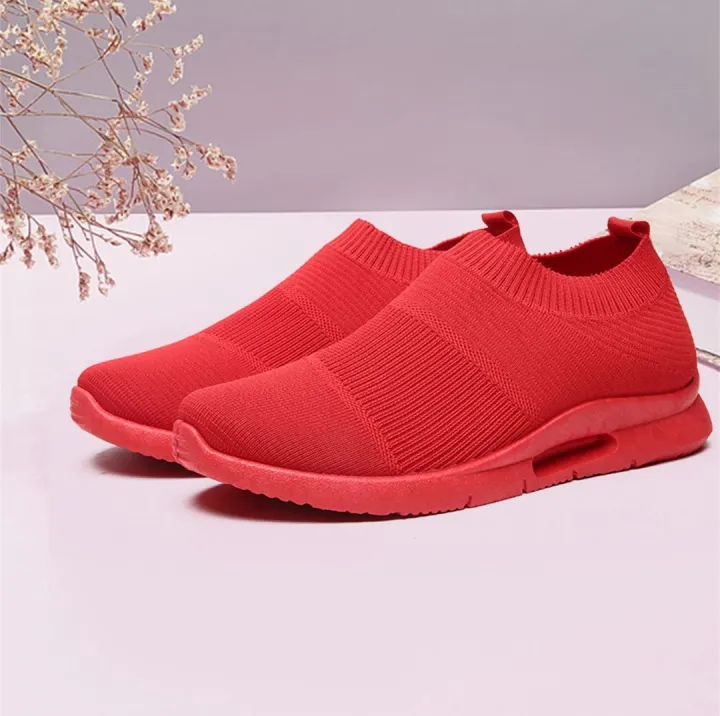 Step%20into%20Comfort%20Performance%20Women's%20Go%20Walk%20Lite%20Solace%20Walking%20Canvas%20Shoes%20and%20Sneakers%20for%20Effortless%20Style%20and%20Support%20-%20Image%2010