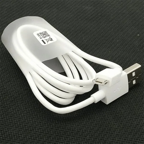 ORIGINAL%20FAST%20CHARGING/DATA%20CABLE%20-%20MICRO%20TYPE%20USB%20Data%20+%20Charging%20Cable%20-%20FOR%20ALL%20MOBILE%20-%20Universal%20Brand%20-%201%20Meter%20length%20-%20Image%204