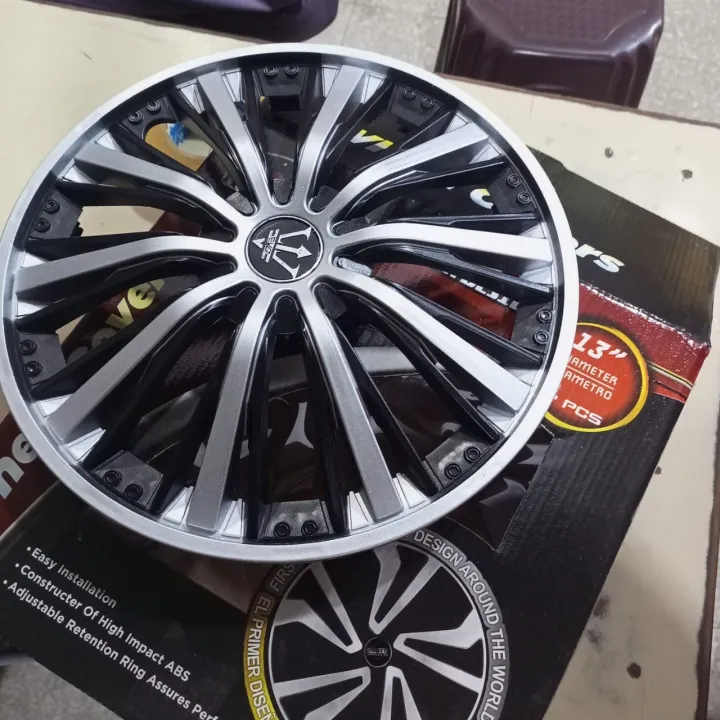 Fancy%20Wheel%20Cover%2012%20inch%20-%20Chrome%20Finish%20-%204%20Piece%20Set%20-%20Image%204