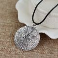 【happy one】feimeng jewelry The Maze Labyrinth Necklace Round Enamel Necklace For Women Fashion Charm Accessories. 