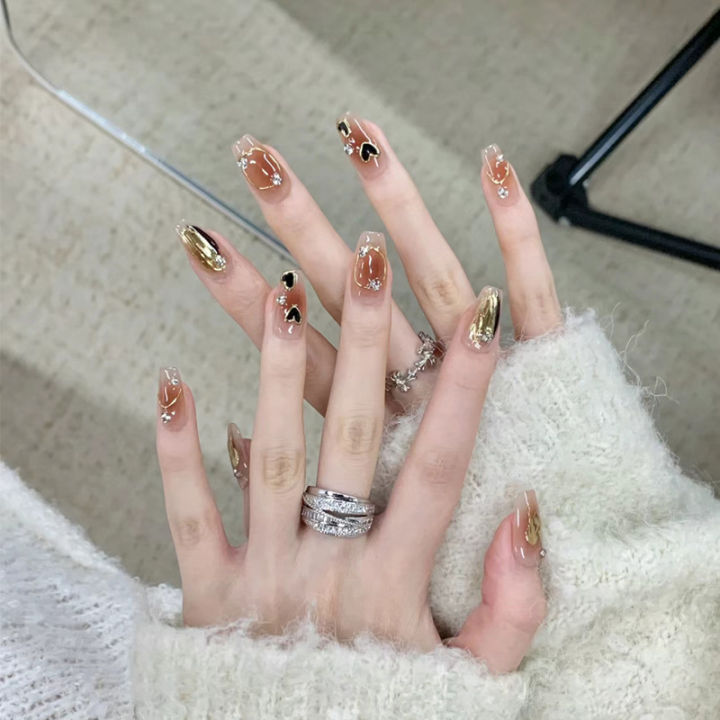 Hand-worn nail art nail piece Xiaohongshu autumn and winter new blush love nail stickers finished product detachable