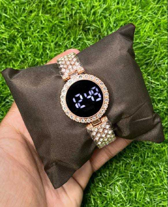Luxurious%20Digital%20Bracelet%20Watch%20for%20Women%20&%20Girls%20-%20Full%20Diamond/Stone%20Studded%20LED%20Touch%20Screen%20Wristwatch%20-%20Image%205