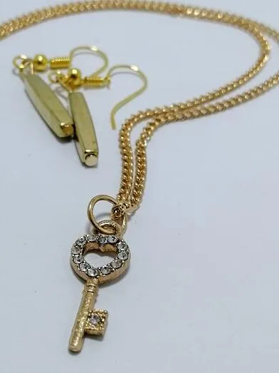 Chain%20Locket%20-%20Image%203