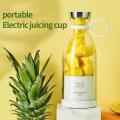Portable and Electric Blender Bottle Juicer for Shakes and Smoothies, Mini Juicer. 