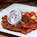Amazon eBay hot selling steak thermometer probe type waterproof food center kitchen barbecue temperature measurement. 