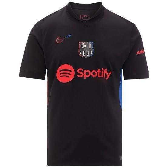 Original%20Lamine%20Yamal%20full%20kit%20for%20Kids%20Black%20Edition%20Barcelona%20FC%20-%20Available%20-%20Image%203