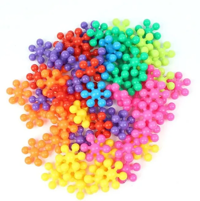Snowflake%20Building%20Blocks%20Toy%20Plastic%20Flower%20Shapes%20Connecting%20Interlocking%20Discs%20Educational%20Toy%20Colorful%2032%20Pieces%20-%20Image%204