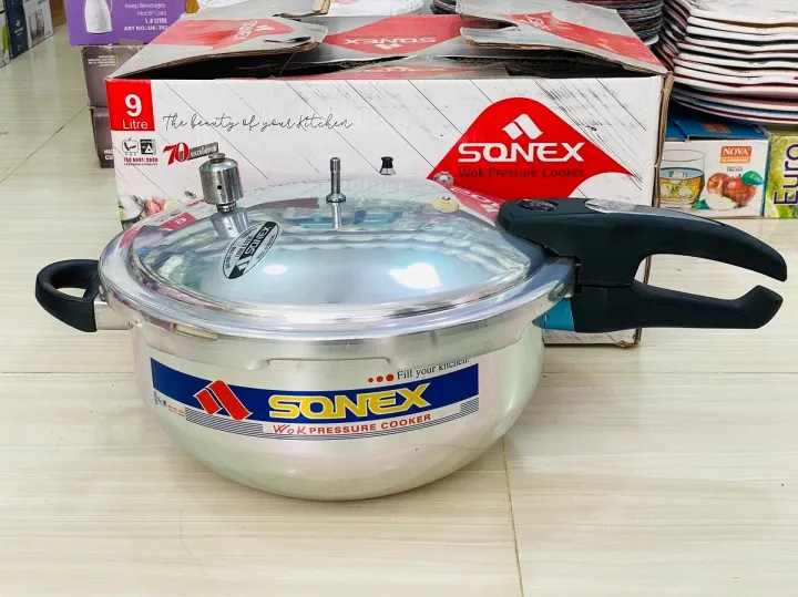Sonex%20Karahi%20Pressure%20Cooker%20&%20Wok%20-%20Heavy%20Weight%20Aluminum%20-%205L%20to%2011L%20Size%20%7C%20Multi-Function%20Cooker%20%7C%20For%20Frying,%20Cooking,%20Biryani,%20Karahi,%20Steaming%20-%20Image%204