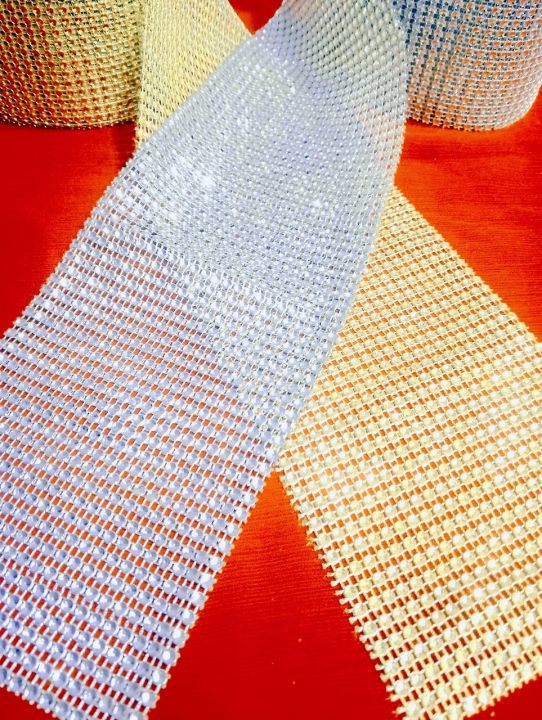 Silver%20Gold%2036%20/%2072%20Inches%20Cuttable%20Plastic%20Hollow%20Mesh%20Lace%20%E2%80%93%20Flexible%20DIY%20Craft%20Trim%20for%20Decorations%20&%20Projects%20-%20Image%208