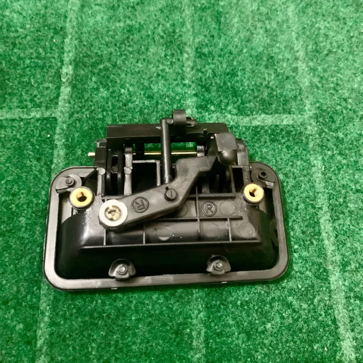 Pack%20of%201%20Suzuki%20Cultus%20Outer%20Handle%20Door%20Opener%20Handle%202000-2016%20-%20Image%208