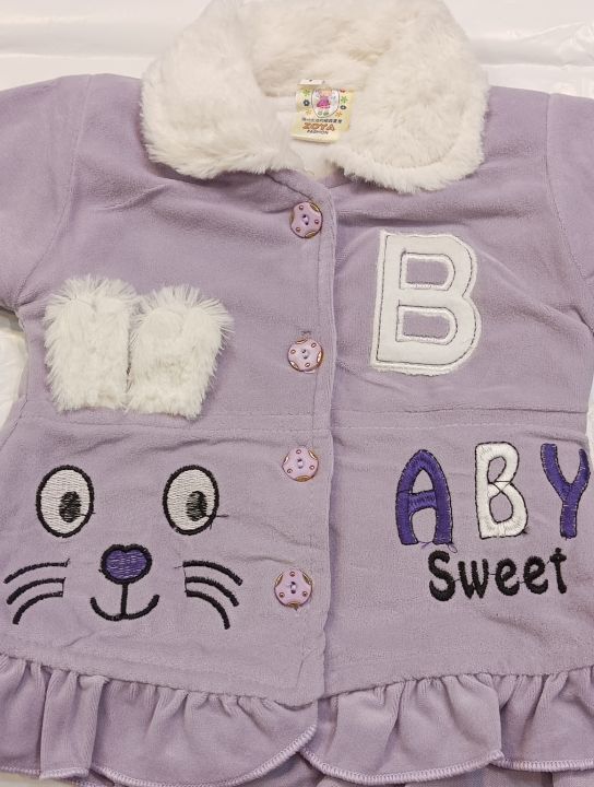 Premium%20Quality%20New%20Collection%20China%20Velvet%20Winter%20Fleece%20Stuff%20for%20Baby%20Girl%20clothes,%20Sweatshirt%20With%20Cute%20Fancy%20Pajama%20,%20New%20style%20and%20super%20soft%20baby%20outfit%20for%200-9%20months%20age......%20-%20Image%207