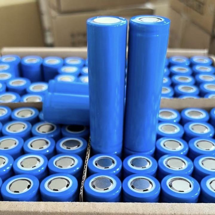 Premium 18650 Lithium Ion Battery Cell 3.7V to 4.2V Rechargeable | Used ...