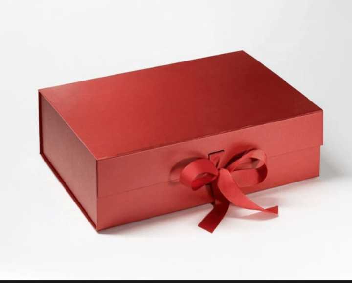 Gift%20Box%20for%20Gifting%20On%20Birthday,%20Anniversary%20etc%20With%20Shredded%20Paper%20Fillers%20FREE%20%7C%209%20by%207%20by%202%20inches%20discount%20price%20-%20Image%207