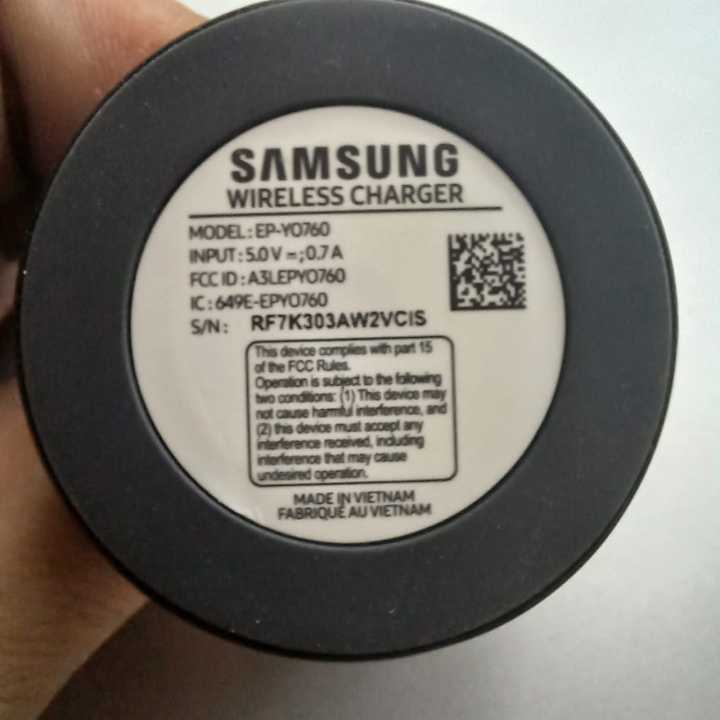Samsung%20Gear%20S2%20charger%20-%20Image%204