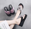 6cm summer new fashion jacket, thick-soled sandals, seaside beach anti-slip flower wedge flip-flops, non-slip wear-resistant and slippers, thong women's high-heeled sandals. 