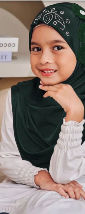 Muslim%20Baby%20Girls%20Hijab%20Scarf%20-%20Soft,%20Free%20Size,%20Ages%201-3%20Years%20-%20Image%202