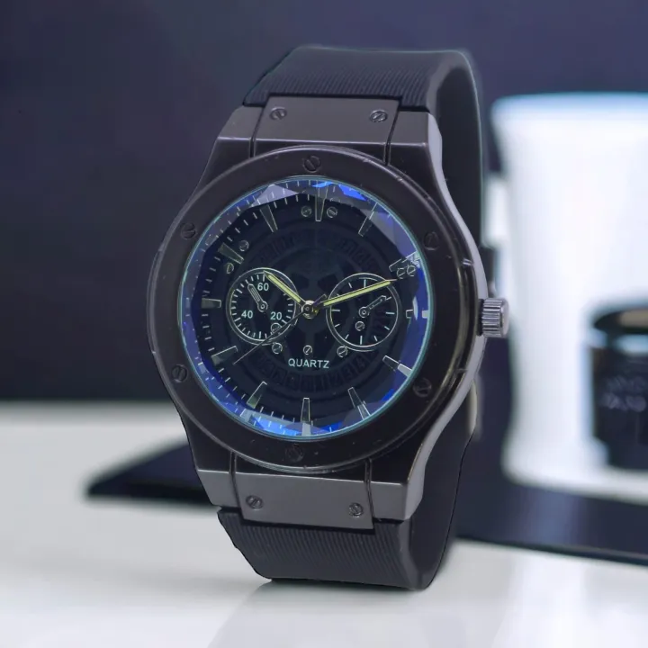 Men%E2%80%99s%20Watch%20Stylish%20and%20Durable%20design%20Perfect%20For%20Sports%20And%20Outdoor%20Activities%20Comfortable%20To%20Wear%20With%20Adjustable%20Strap%20-%20Image%202