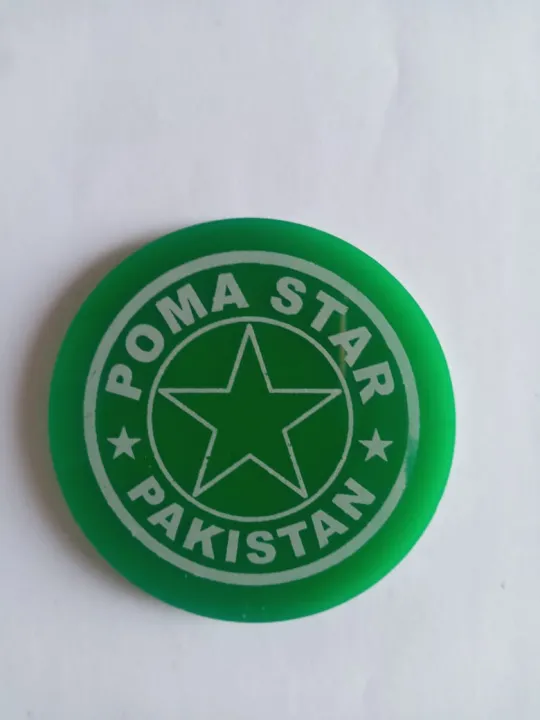 Carom%20Board%20Tournament%20Striker%20Smooth%20Surface%20Standard%20Size%20for%20Carrom%20Board%20Game%20with%20Case%20(Multicolour)%20-%20Image%206