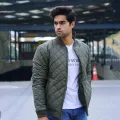 Casual Quilted Zip-Up Bomber Jacket in Solid Green - Men's Winter Fashion Outerwear. 