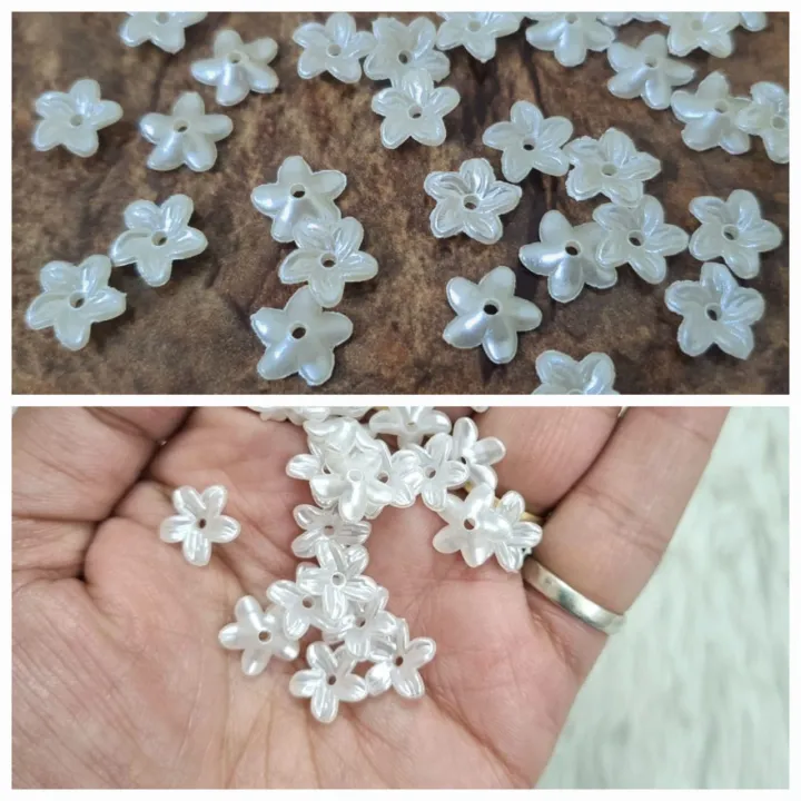 100%20Pcs%20Acrylic%20Flower%20Caps%20off%20White%20Color%20Pearl%20flowers%20beads%20With%20Holes%2010%20mm%20-%20Image%202
