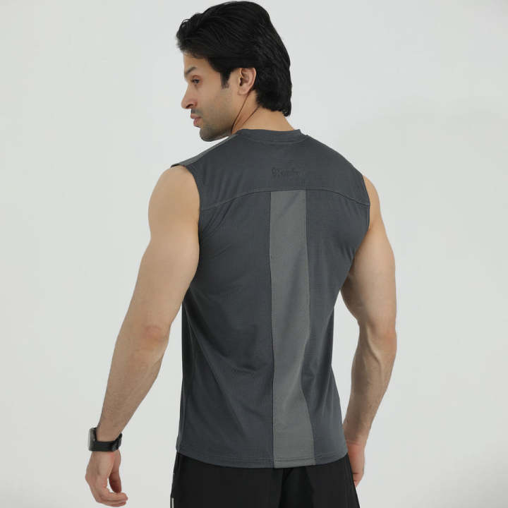 DRI-FIT%20Agility%20Sleeveless%20Top%20-%20Image%203
