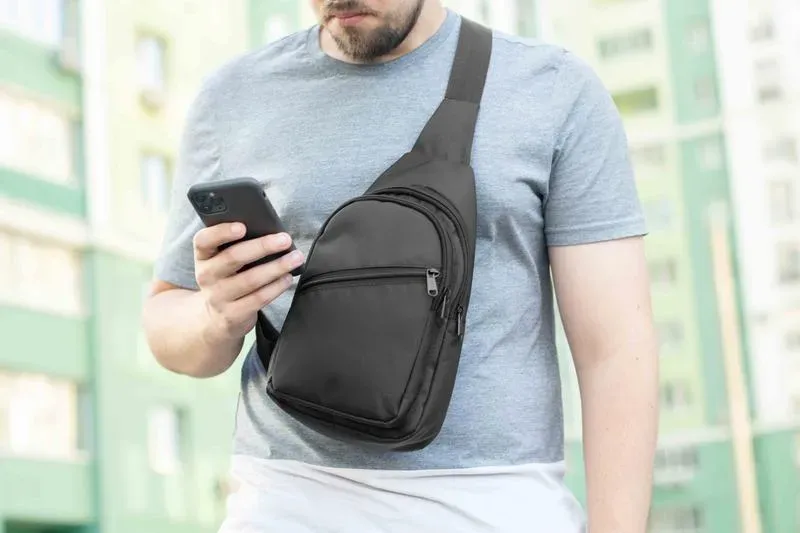 New Style Men Sling Fashion Shoulder Pouch Purse with Headphone