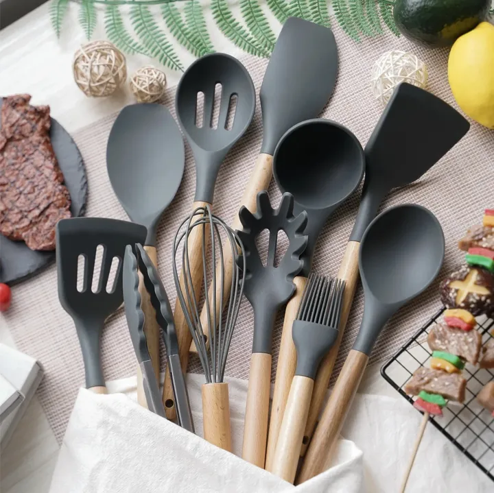 12%20Pcs%20Silicone%20Cooking%20Utensils%20Kitchen%20Utensil%20Set%20-%20Heat%20Resistant%20Non-Toxic%20BPA%20Free%20Spatula%20Set%20with%20Turner%20Tongs,Spoon,Brush,Whisk-Wooden%20Handles%20Kitchen%20Gadgets%20Tools%20Set%20for%20Nonstick%20Cookware%20Spoon%20Set%20Silicon%20-%20Image%206