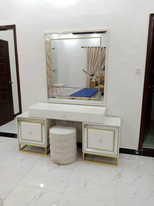 white ton Full Room Furniture Set Bed without Mattress with good quality use in making