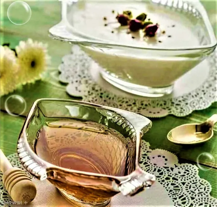 Fish%20Shaped%20Transparent%20Glass%20Serving%20Bowl%20Set%20(Small%20&%20Large)%20-%20Image%202